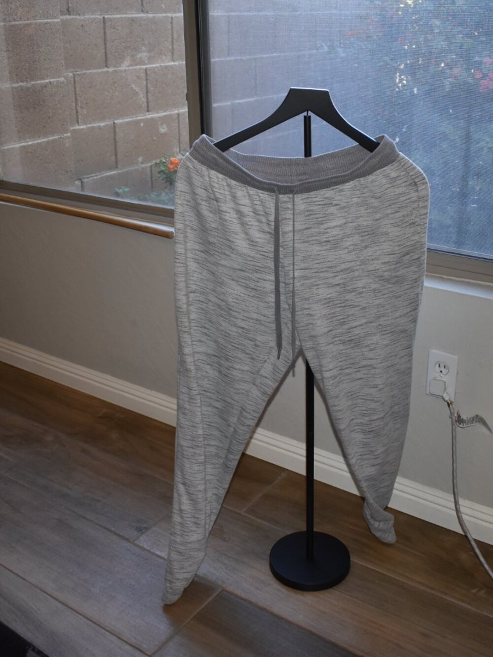 Comfy Lightweight Lounge Pajama Pants size medium 8 - 10